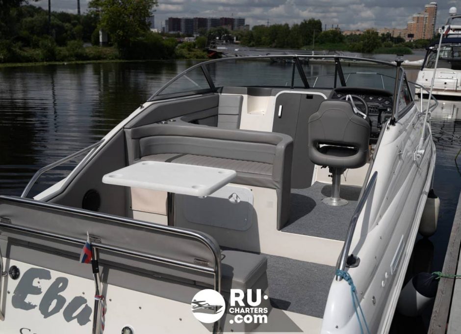 Аренда катера в Москве «rinker Fiesta Vee 250» Аренда катера в Москве «rinker Fiesta Vee 250»