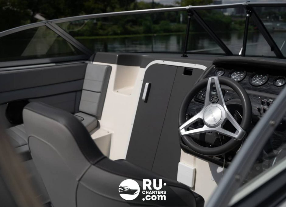 Аренда катера в Москве «rinker Fiesta Vee 250» Аренда катера в Москве «rinker Fiesta Vee 250»
