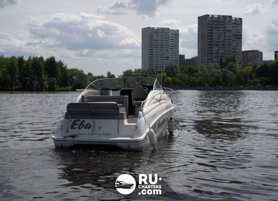 Аренда катера в Москве «rinker Fiesta Vee 250» Аренда катера в Москве «rinker Fiesta Vee 250»