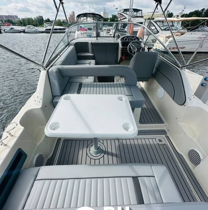 «bayliner 2655 Юна» Аренда катера в Москве «bayliner 2655 Юна» Аренда катера в Москве