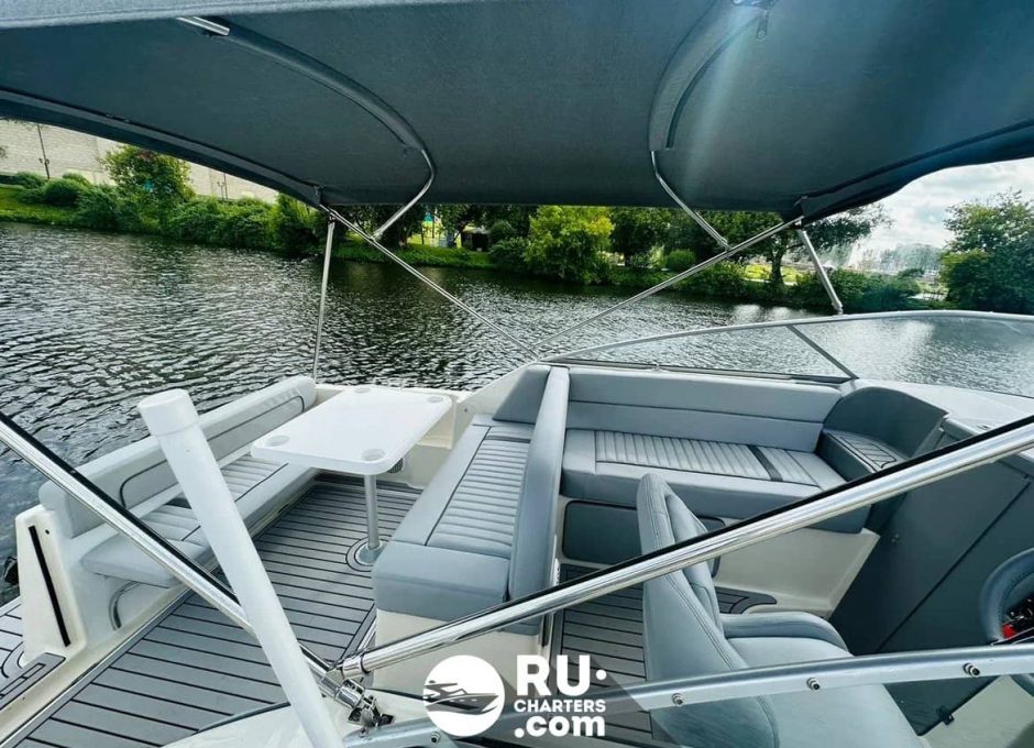 «bayliner 2655 Юна» Аренда катера в Москве «bayliner 2655 Юна» Аренда катера в Москве