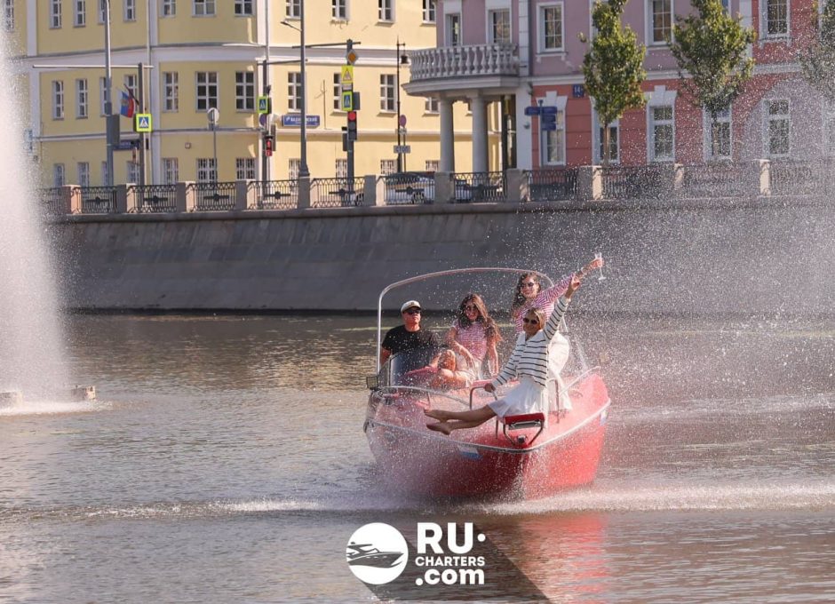«ferrari» Аренда катера в Москве «ferrari» Аренда катера в Москве