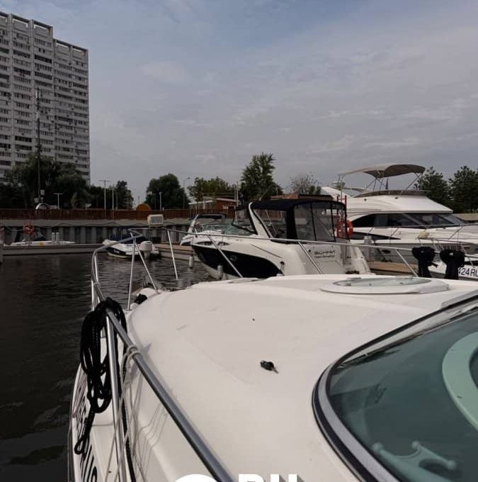 «maxum 29» Аренда катера в Москве