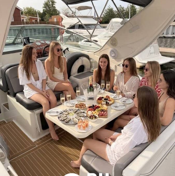 «maxum 29» Аренда катера в Москве