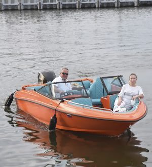 «mansory» Аренда катера в Москве