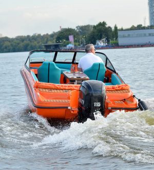 «mansory» Аренда катера в Москве